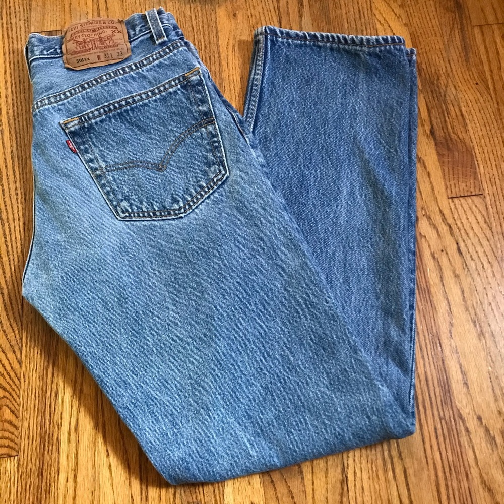 VINTAGE LEVI 501 JEANS